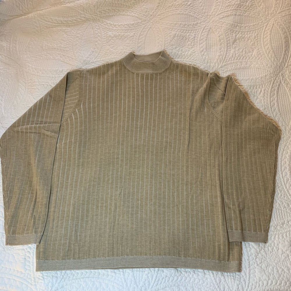 Sweater size L Perry Ellis NWOT